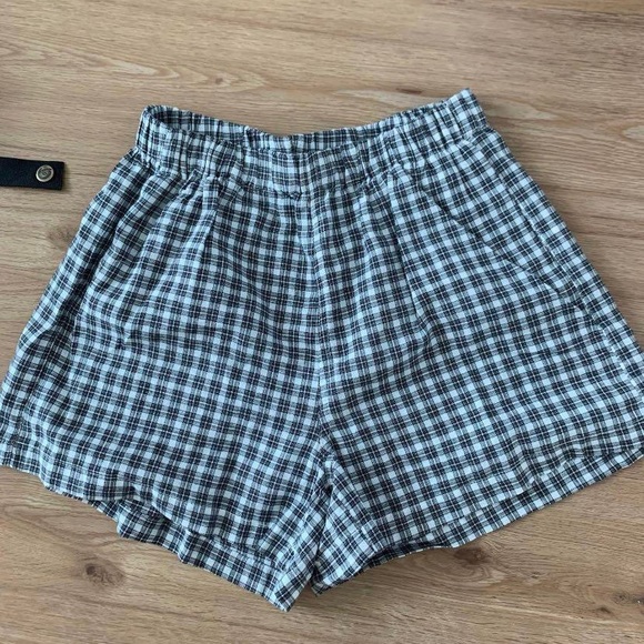 SOLD ON MERC - Picture 3 of 3